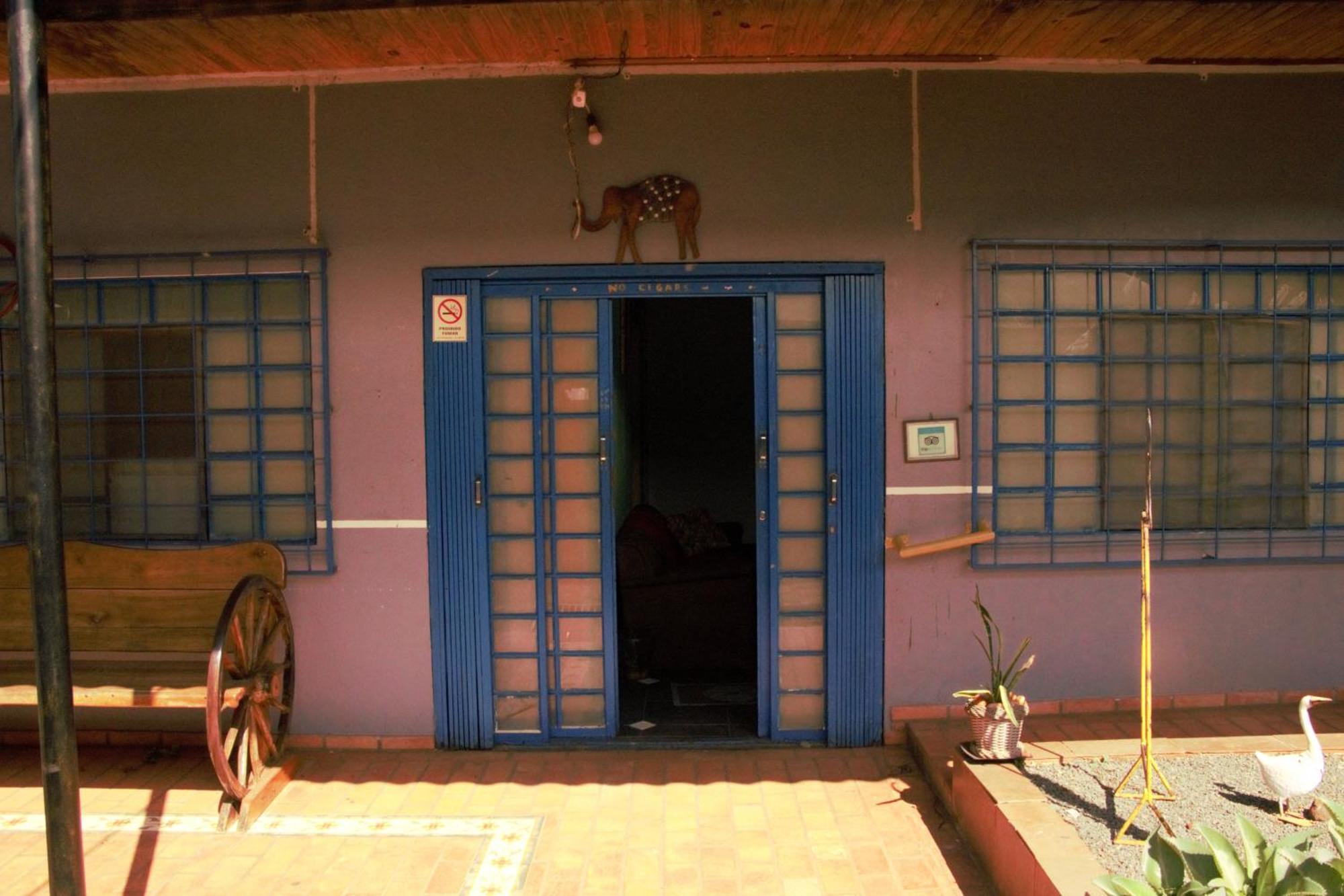 Pousada Miau Guest house *
